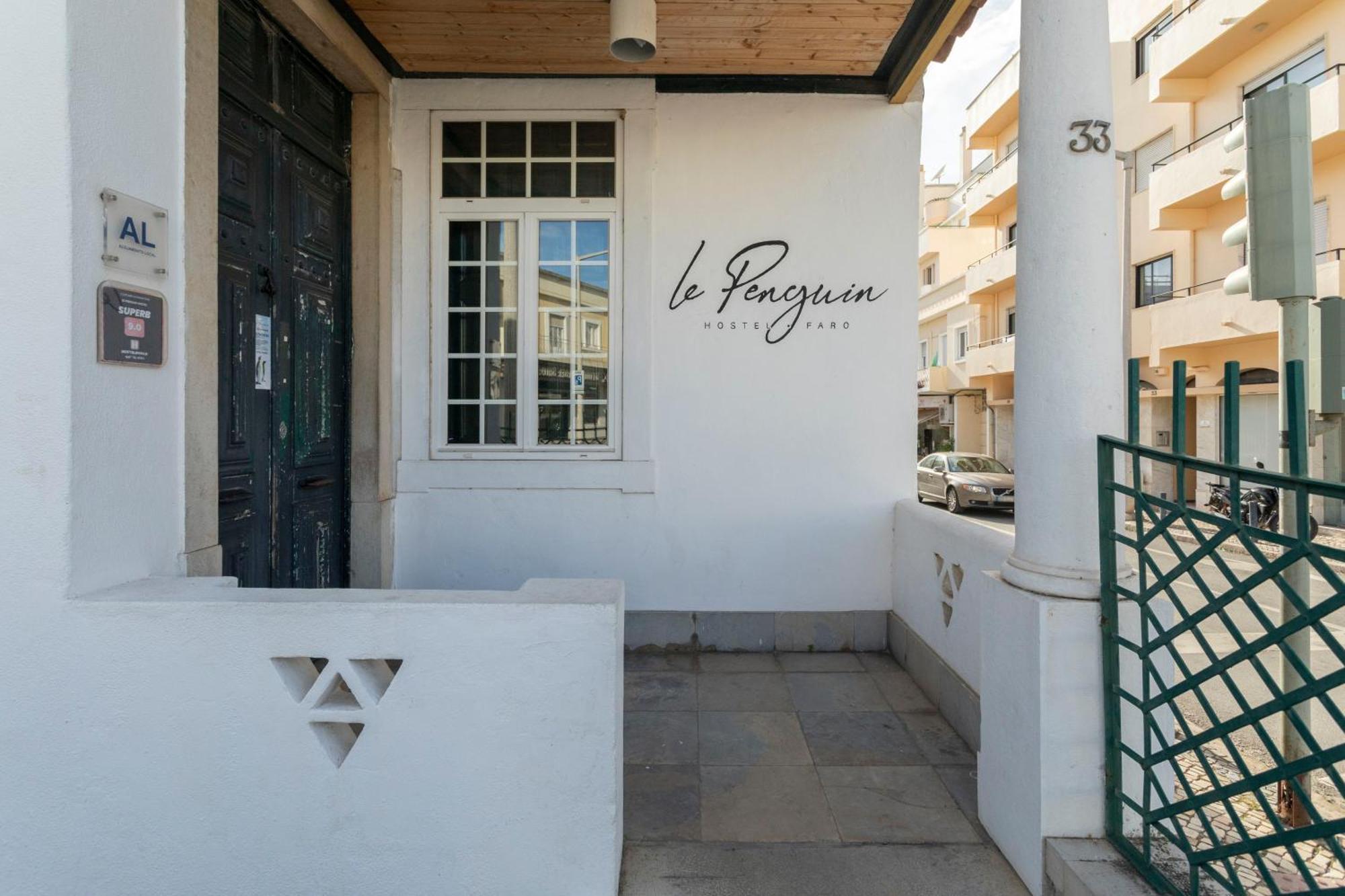 Le Penguin Hostel Faro Exterior photo